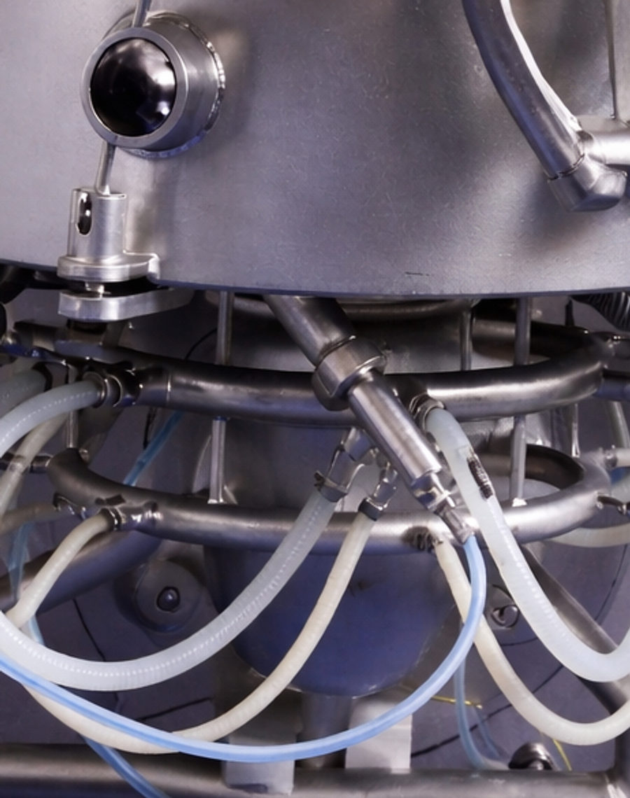 Silicone hoses on machinery